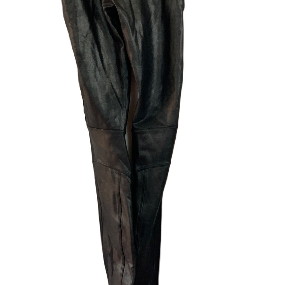 Spanx Faux Leather Moto Leggings. NWT.Size XS. Black. - Picture 4 of 9
